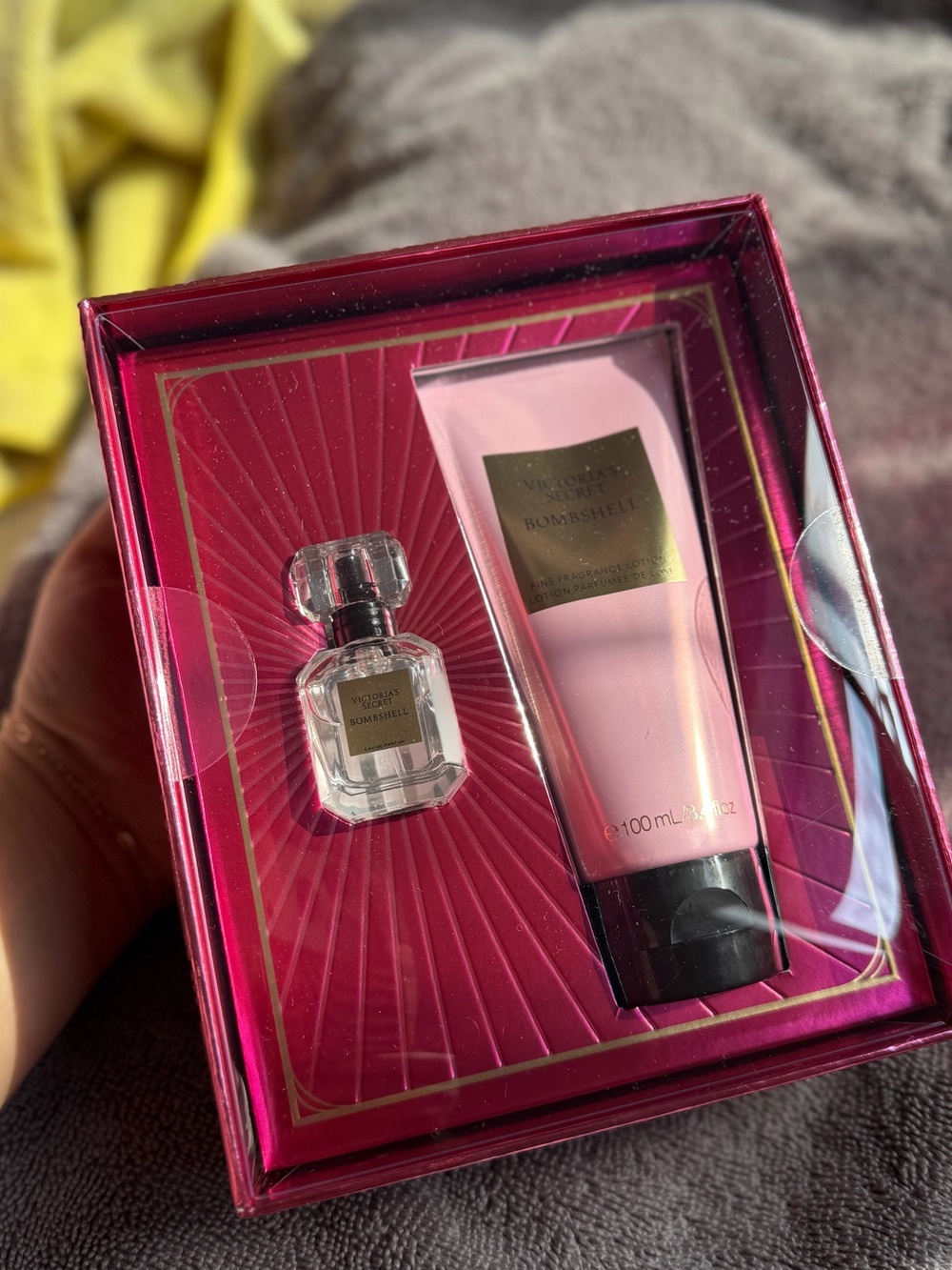 Victoria's Secret Bombshell Fragrance & Lotion Set - Hot Pink